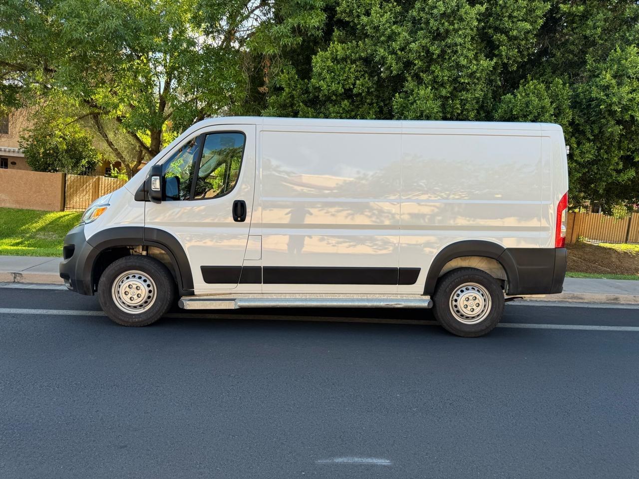 RAM Promaster 2500 Low Roof 2025