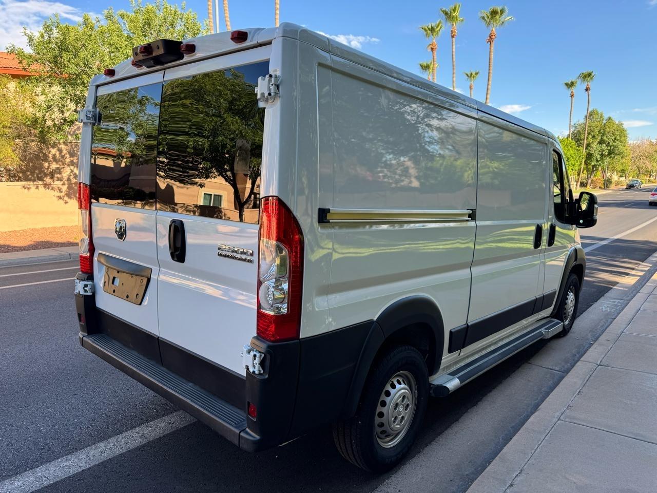 RAM Promaster 2500 Low Roof 2025