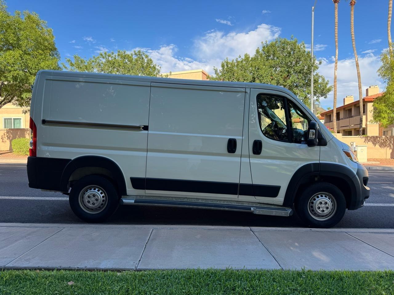 RAM Promaster 2500 Low Roof 2025
