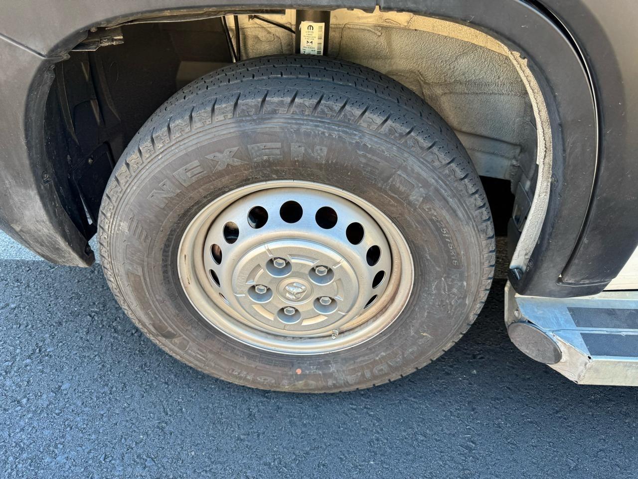RAM Promaster 2500 Low Roof 2025