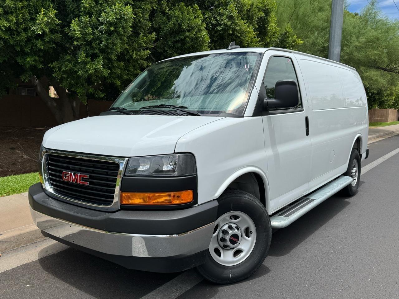 2025 GMC Savana G2500 Cargo