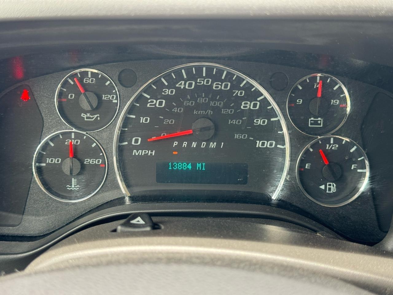 GMC Savana G2500 Cargo 2025