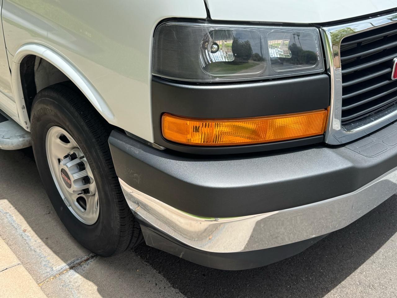 GMC Savana G2500 Cargo 2025