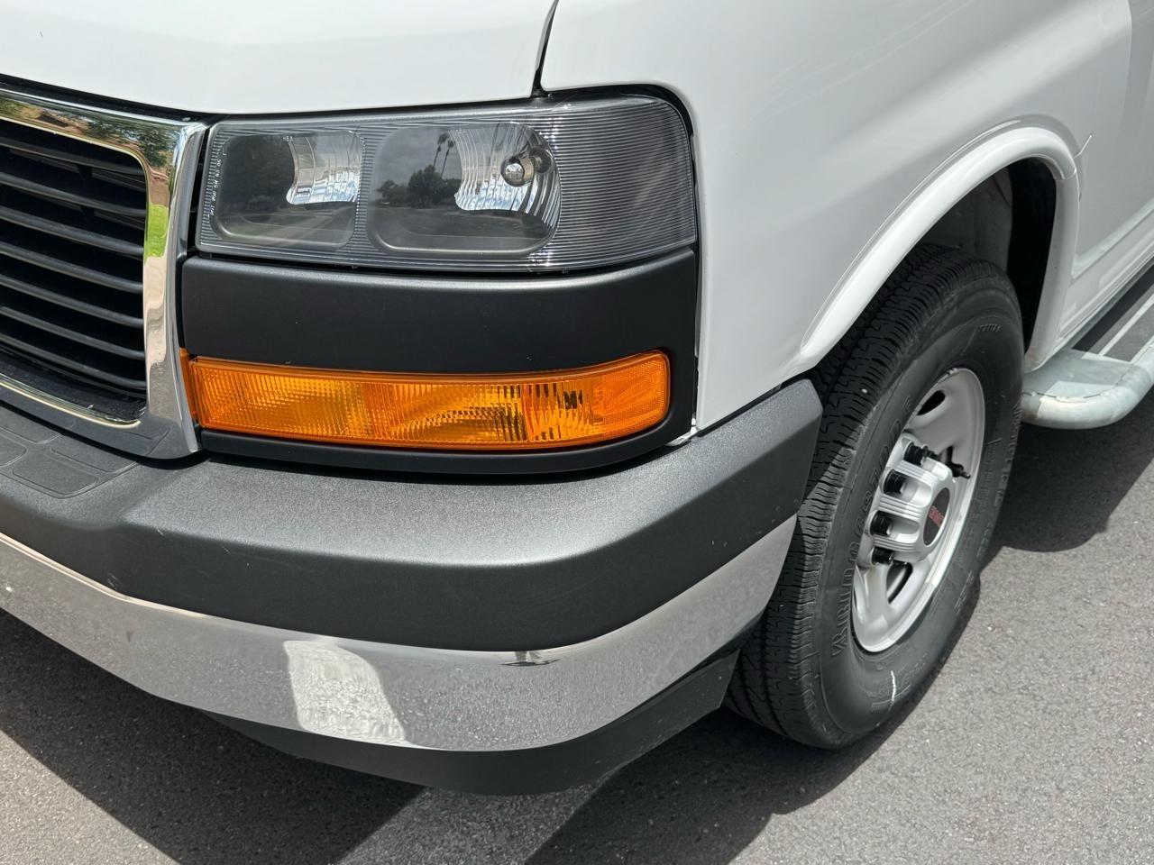 GMC Savana G2500 Cargo 2025