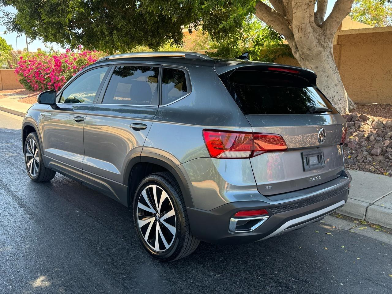 Volkswagen Taos SE 2024