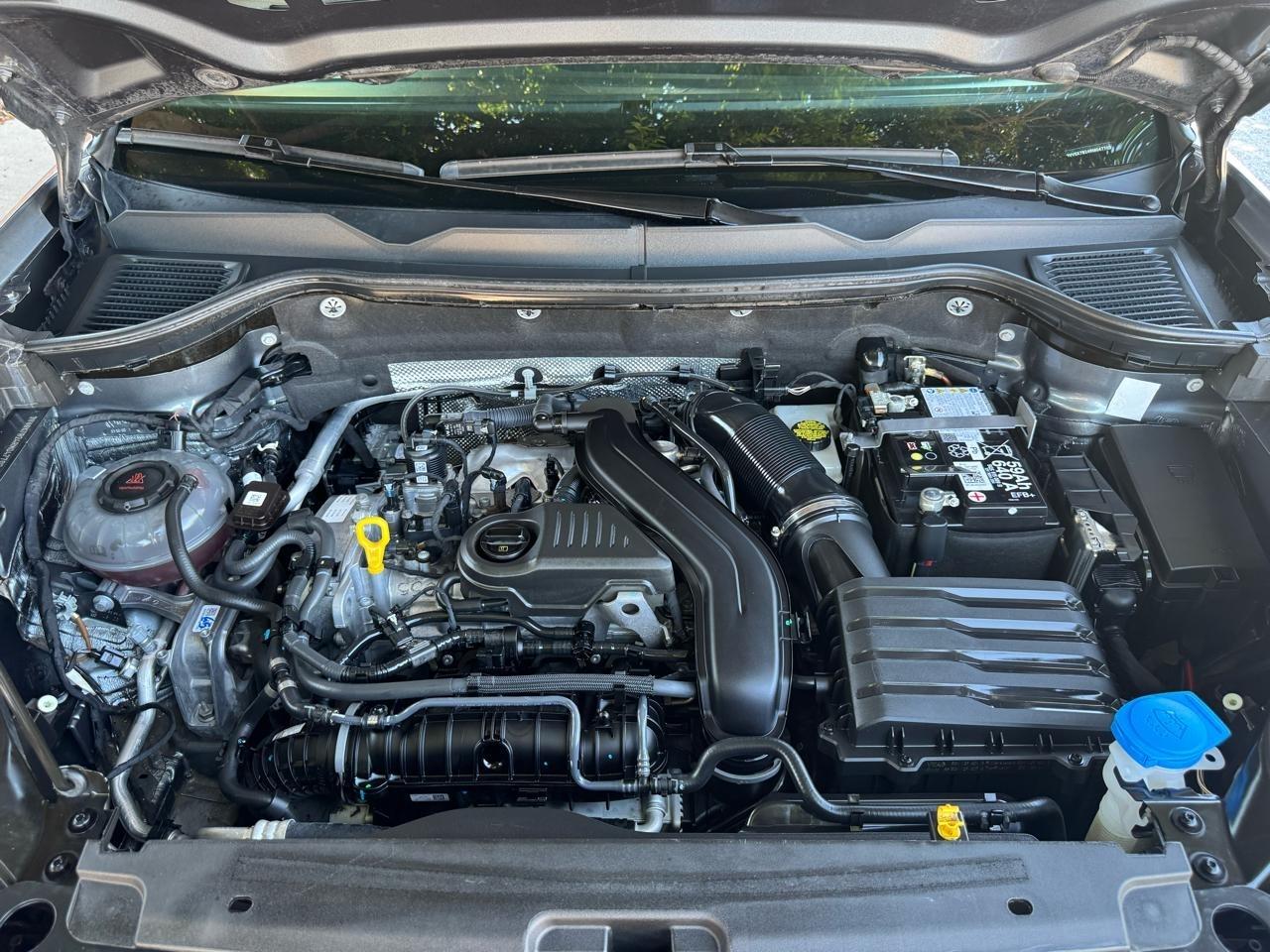 Volkswagen Taos SE 2024
