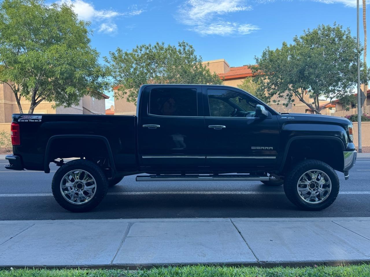 GMC Sierra 1500 SLT Crew Cab Long Box 4WD 2015