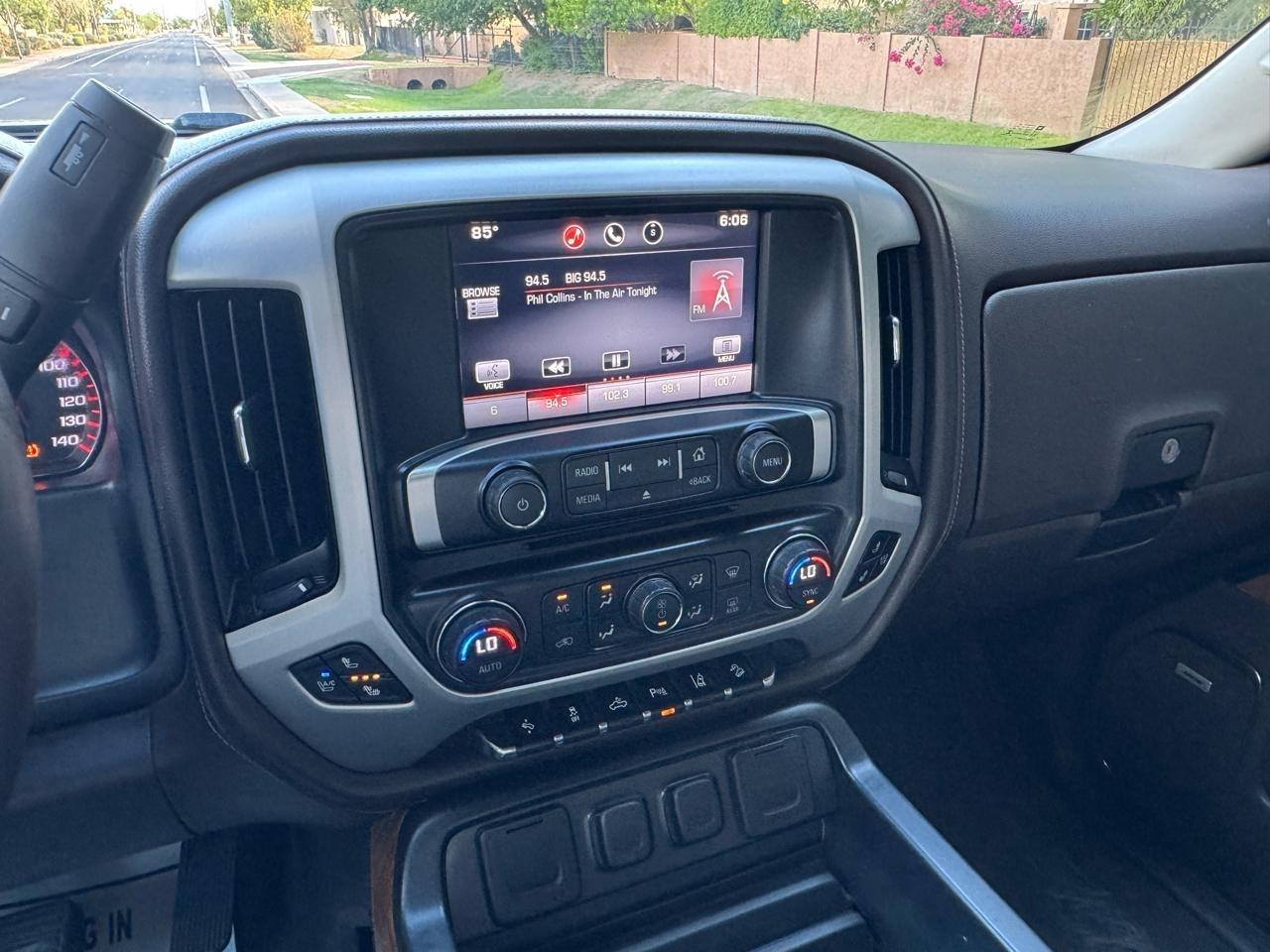 GMC Sierra 1500 SLT Crew Cab Long Box 4WD 2015