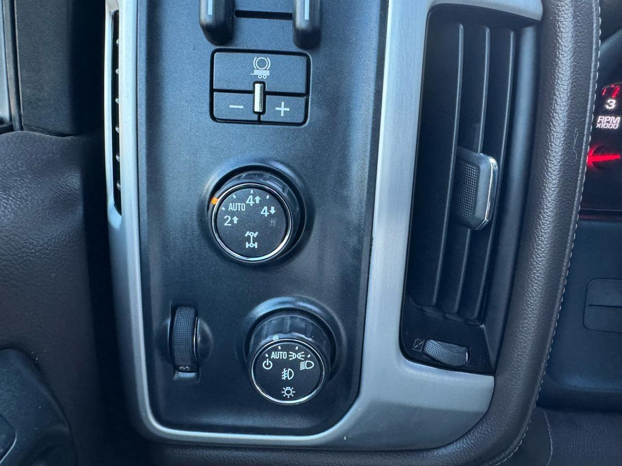 GMC Sierra 1500 SLT Crew Cab Long Box 4WD 2015