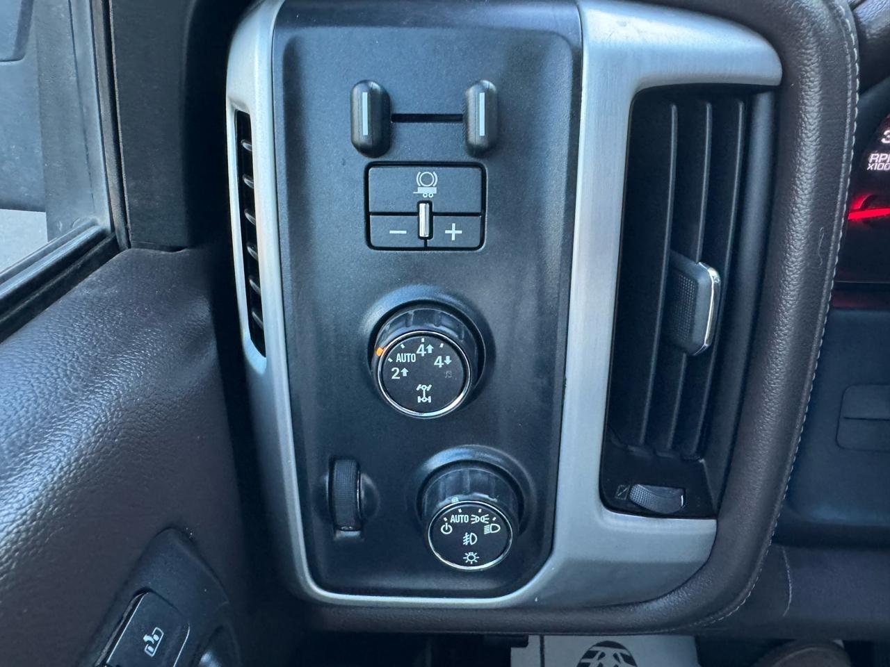GMC Sierra 1500 SLT Crew Cab Long Box 4WD 2015