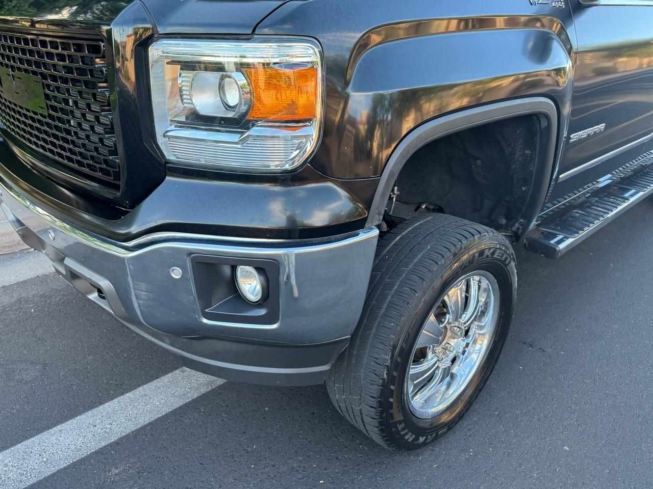 GMC Sierra 1500 SLT Crew Cab Long Box 4WD 2015