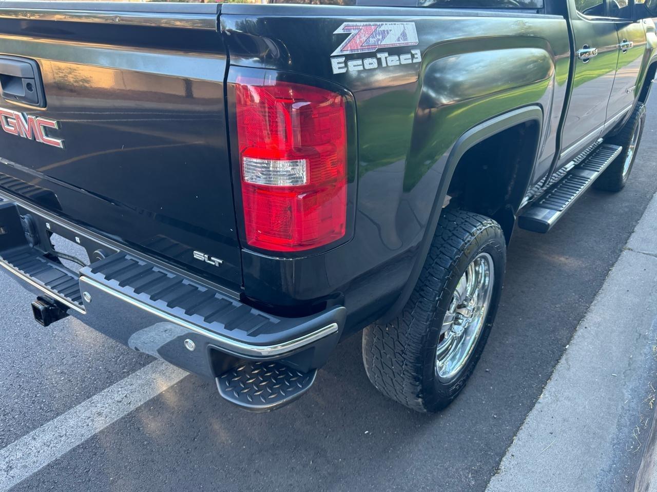 GMC Sierra 1500 SLT Crew Cab Long Box 4WD 2015