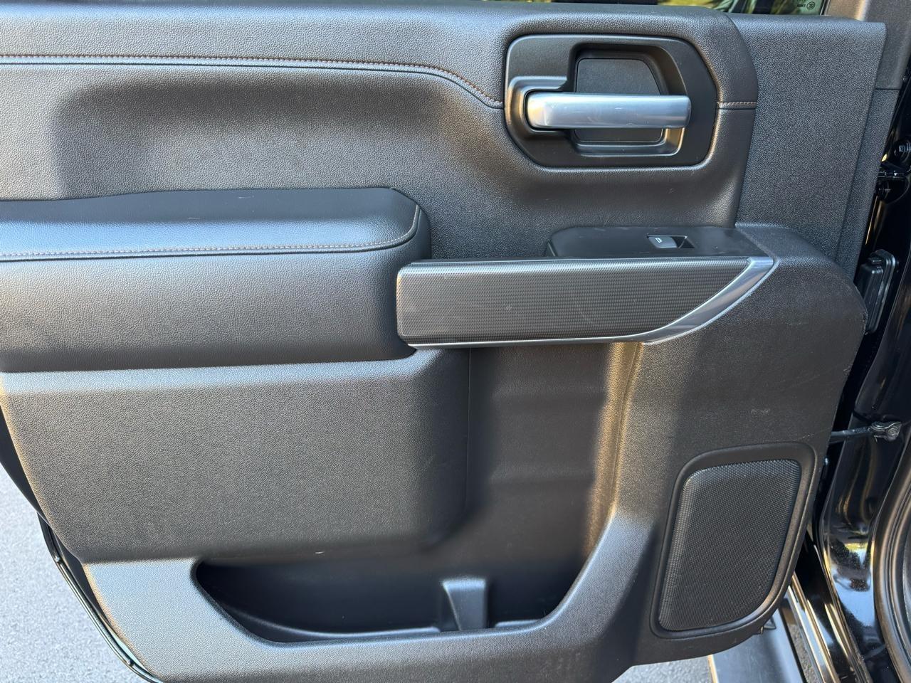 GMC Sierra 2500HD AT4 Crew Cab 4WD 2020