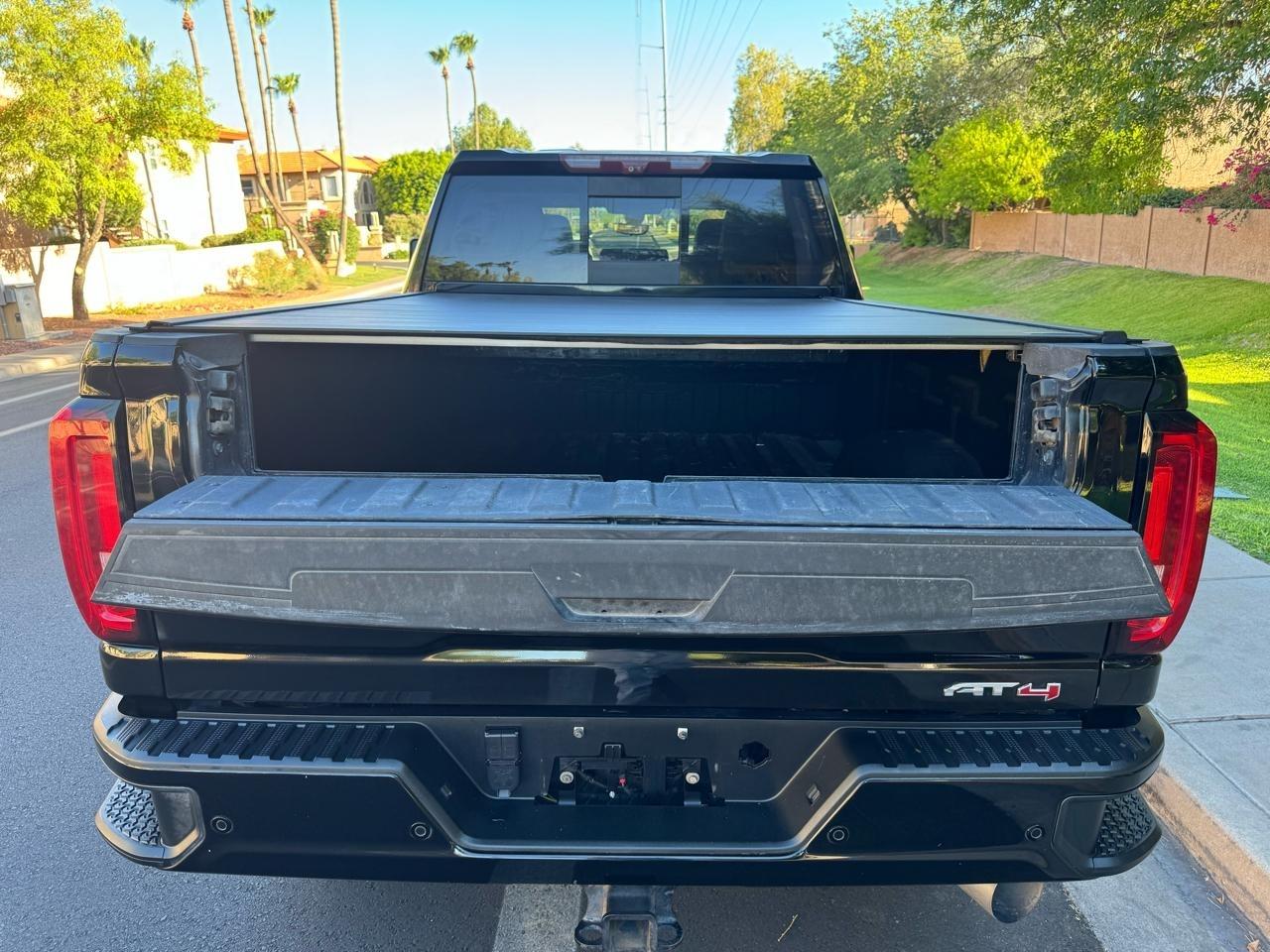GMC Sierra 2500HD AT4 Crew Cab 4WD 2020