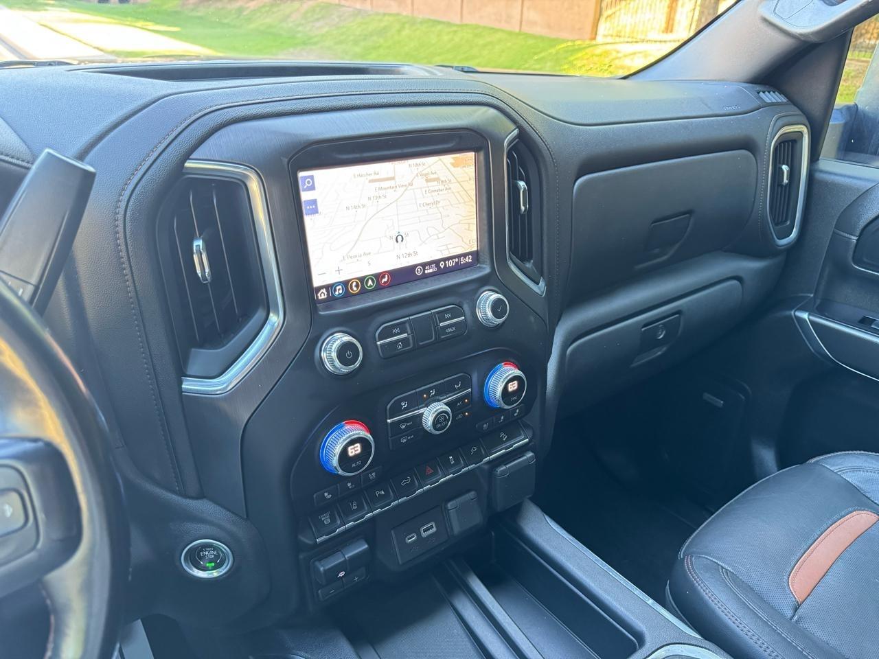 GMC Sierra 2500HD AT4 Crew Cab 4WD 2020