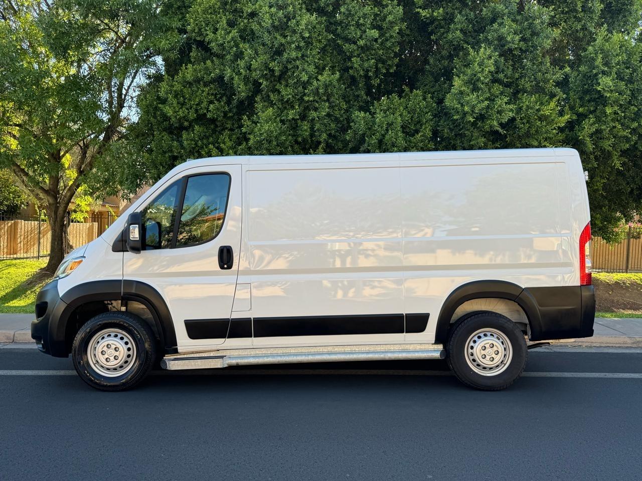 RAM Promaster 2500 Low Roof 2025
