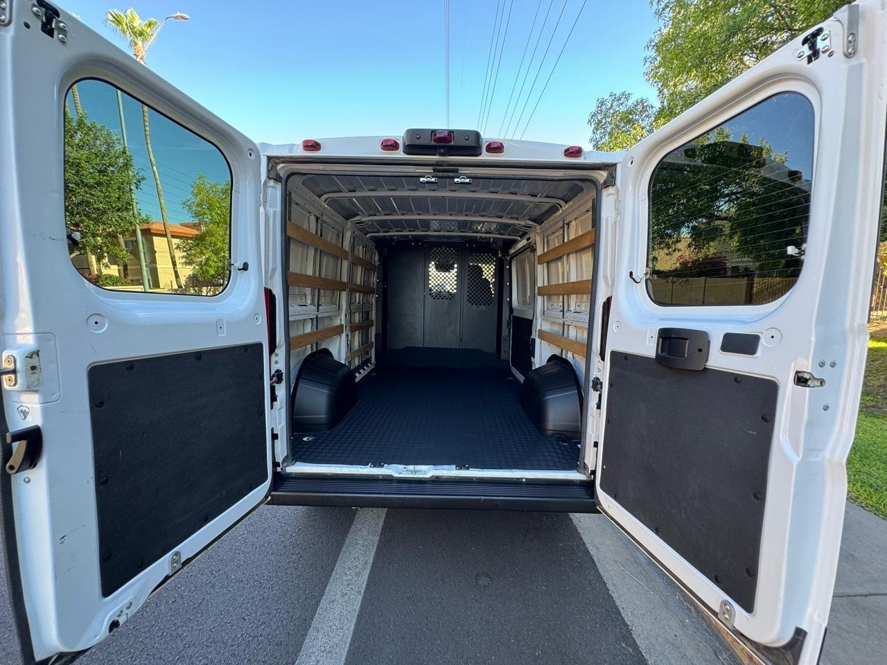 RAM Promaster 2500 Low Roof 2025