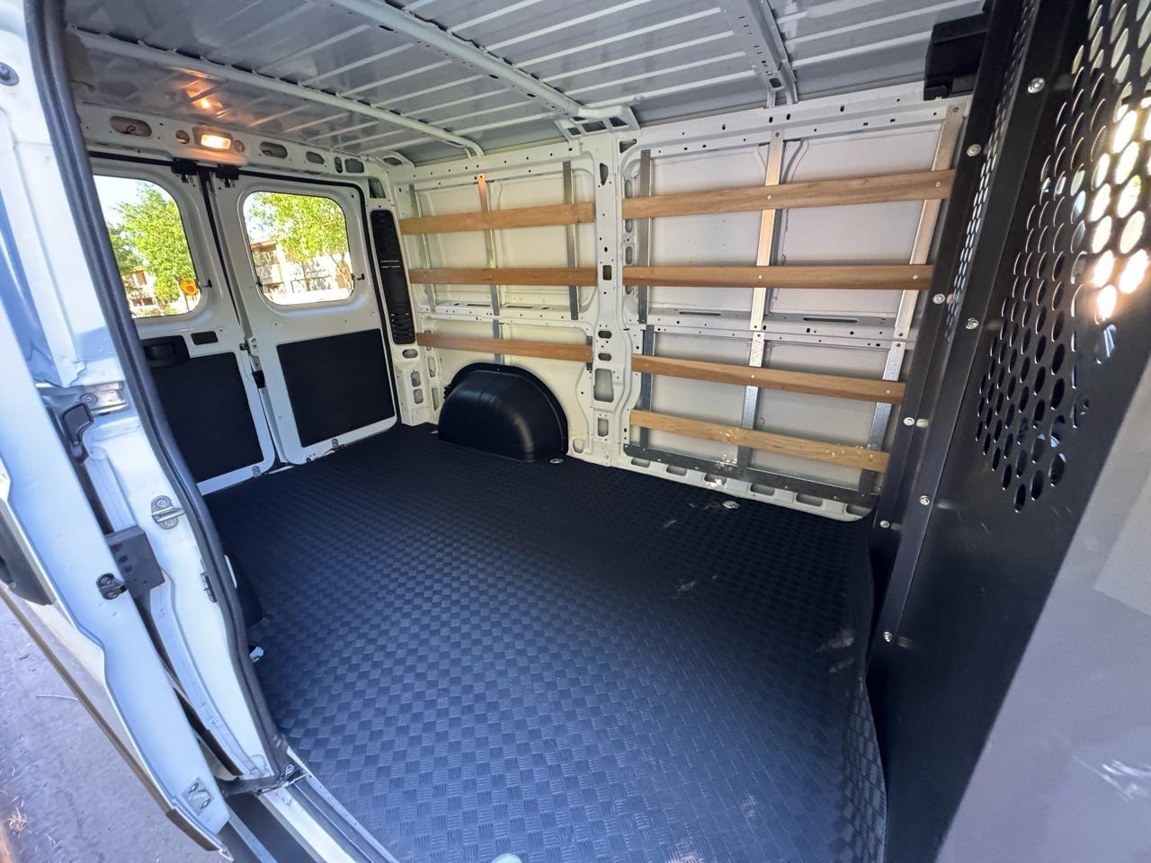 RAM Promaster 2500 Low Roof 2025