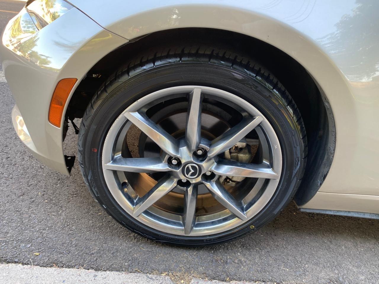 Mazda MX-5 Miata RF Grand Touring 6AT 2023
