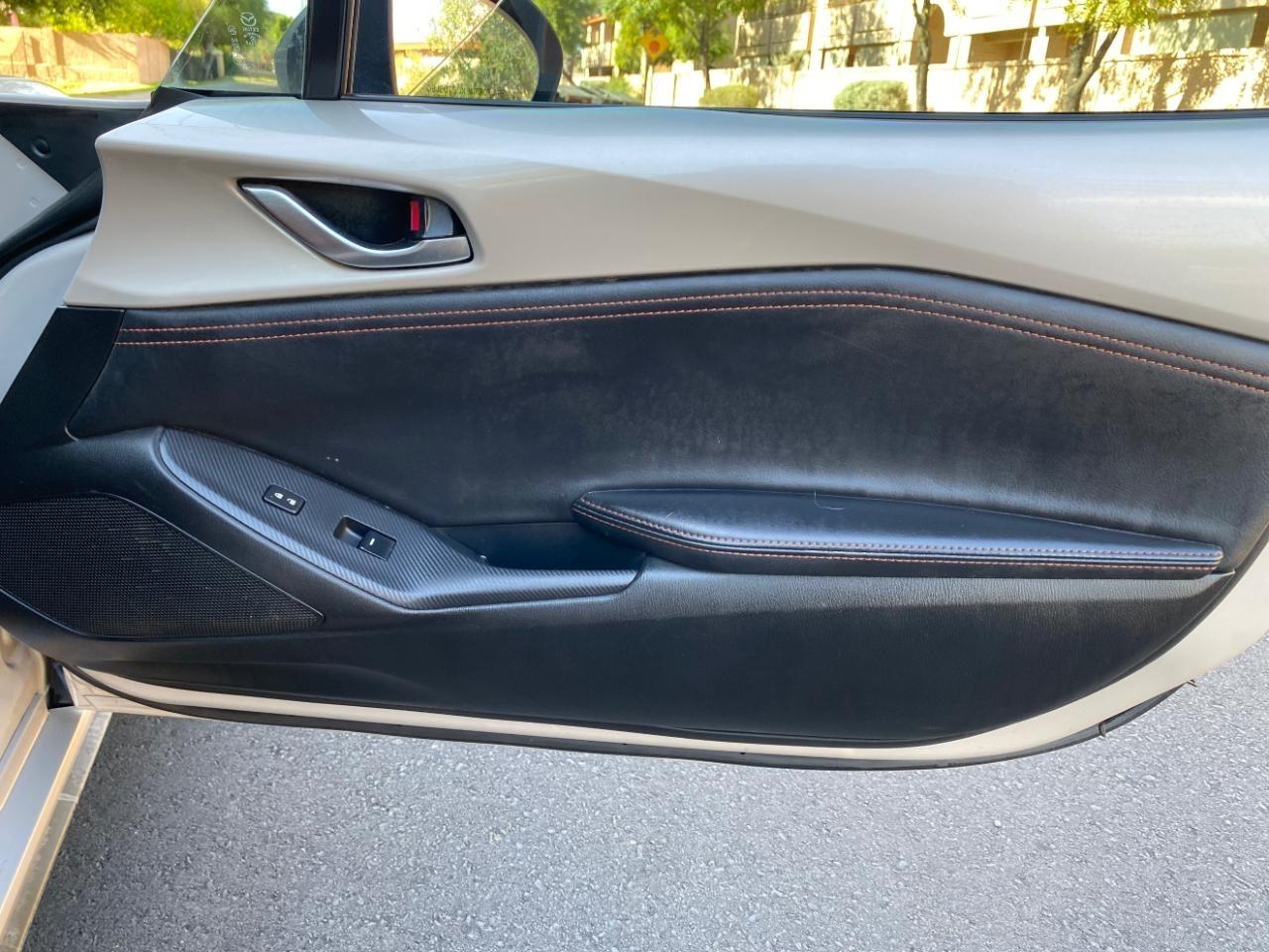 Mazda MX-5 Miata RF Grand Touring 6AT 2023
