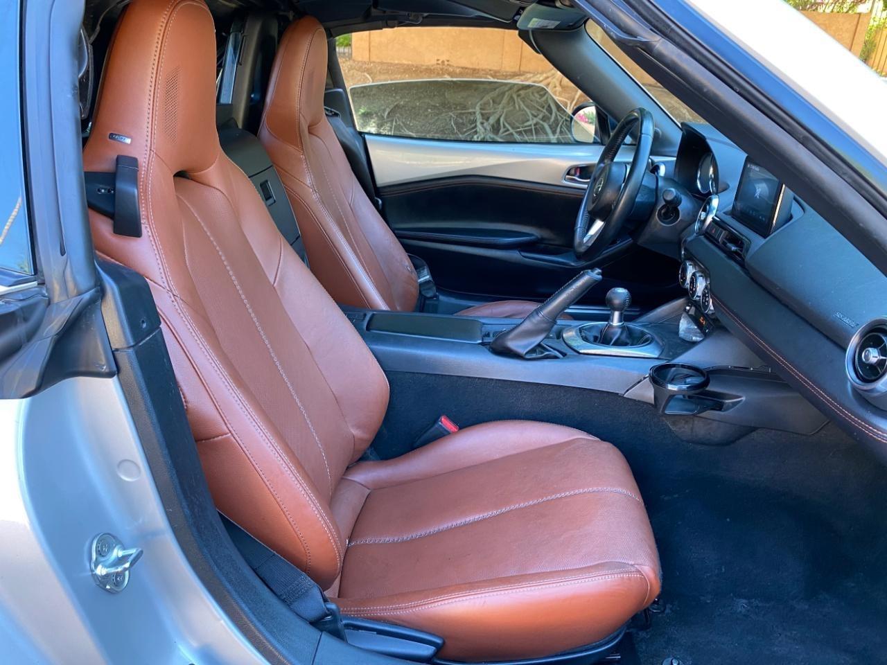 Mazda MX-5 Miata RF Grand Touring 6AT 2023