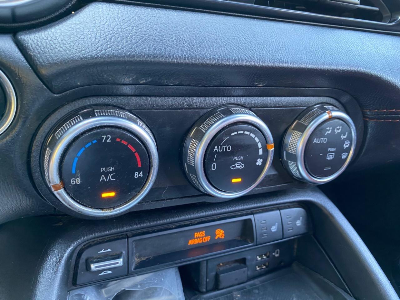 Mazda MX-5 Miata RF Grand Touring 6AT 2023