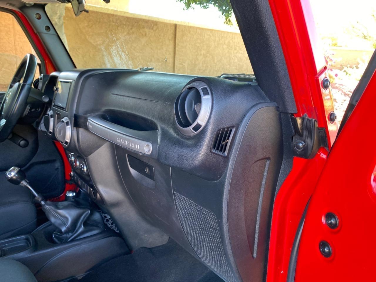 Jeep Wrangler Sport 4WD 2016