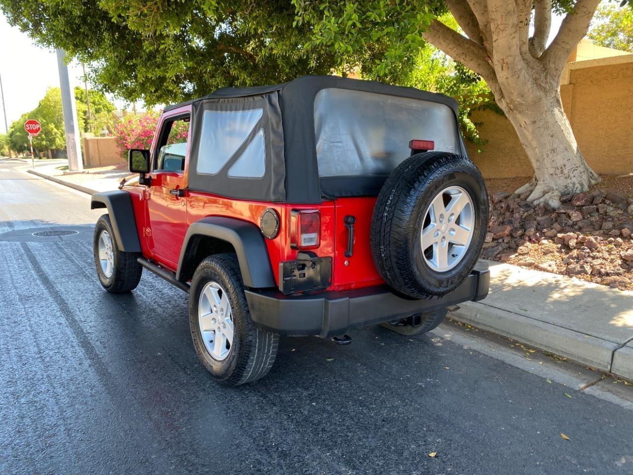 Jeep Wrangler Sport 4WD 2016
