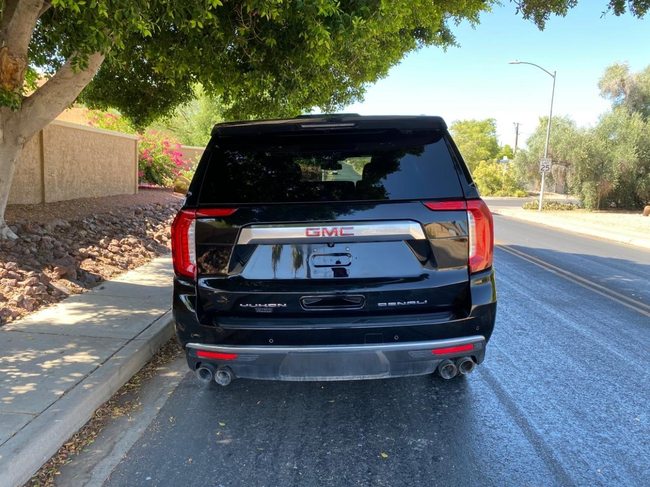 GMC Yukon Denali 4WD 2022