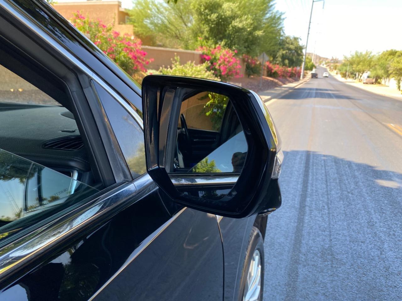 GMC Yukon Denali 4WD 2022