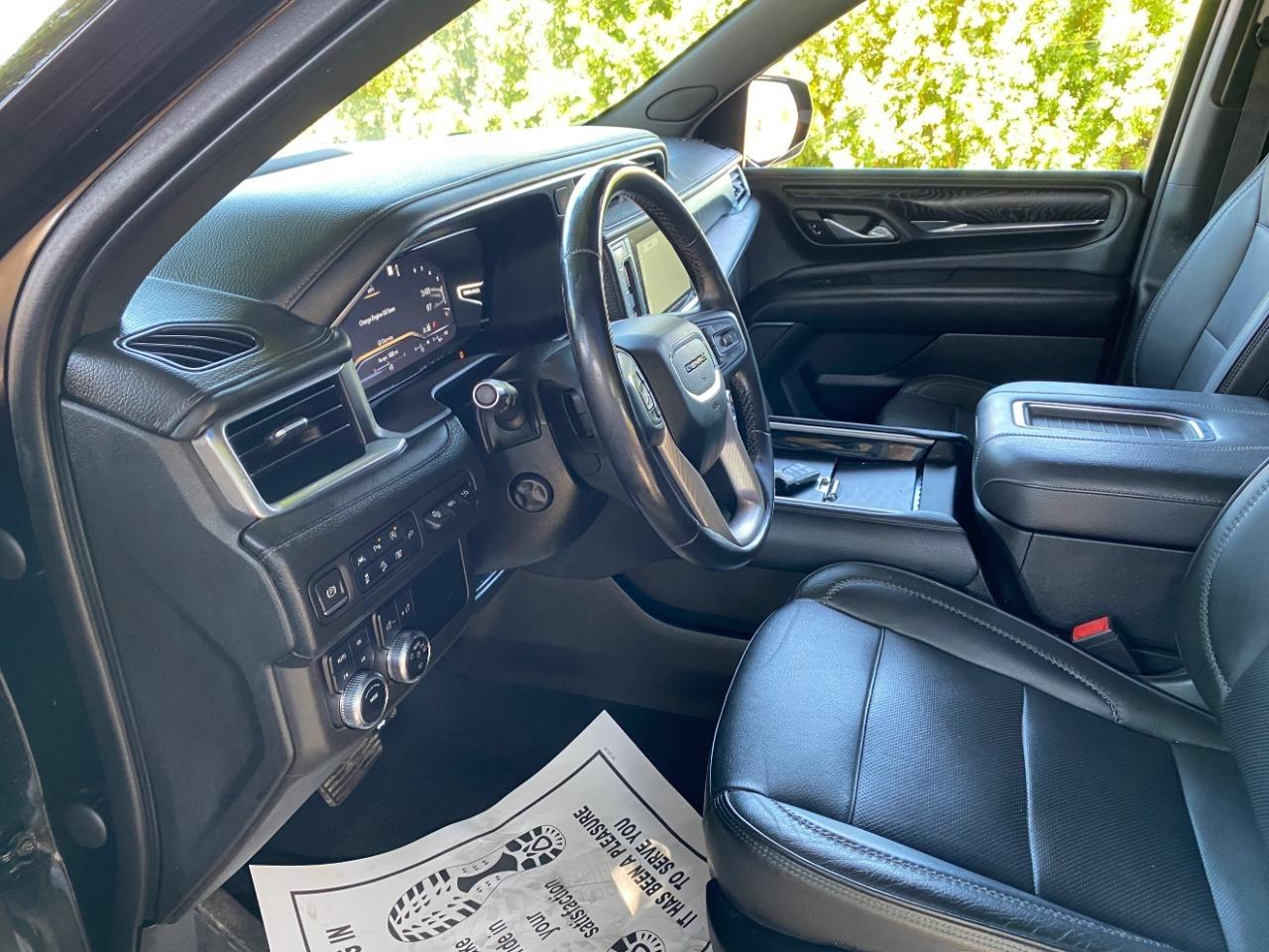 GMC Yukon Denali 4WD 2022