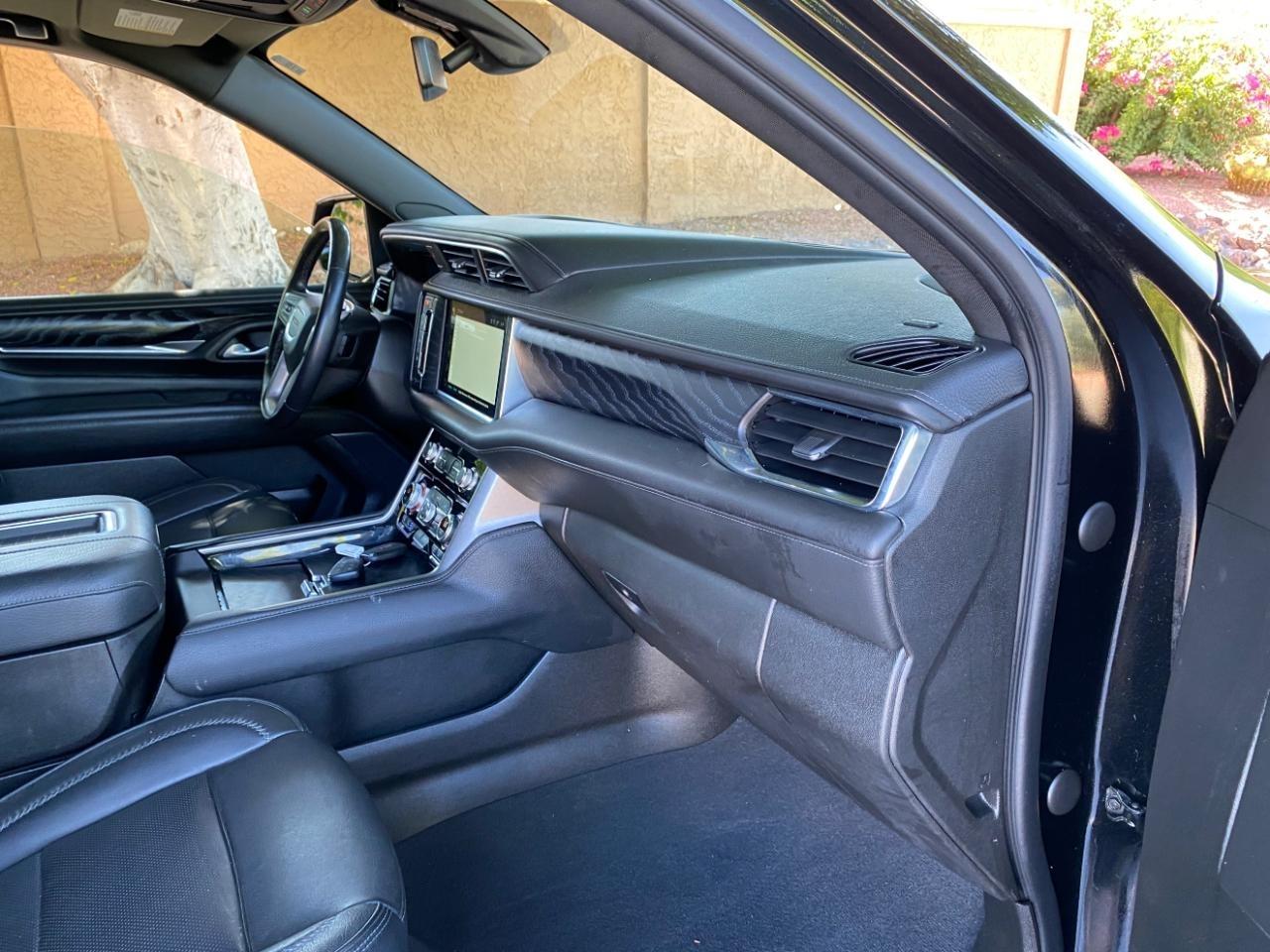 GMC Yukon Denali 4WD 2022