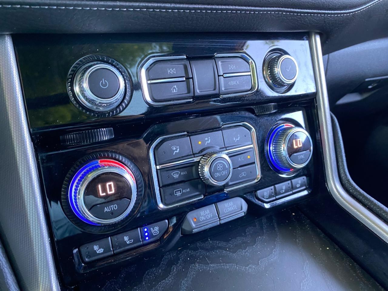 GMC Yukon Denali 4WD 2022