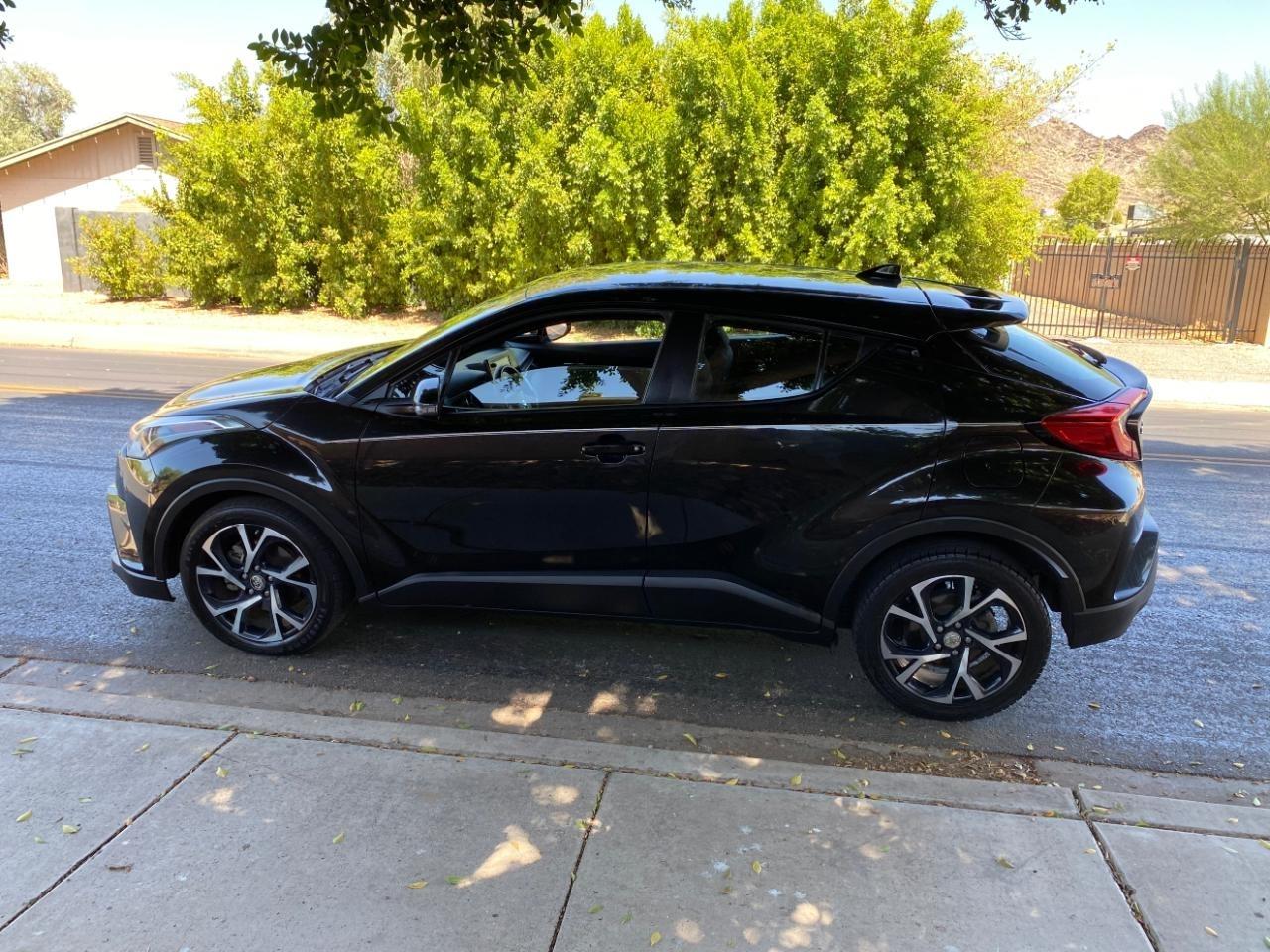 Toyota C-HR XLE Premium 2018