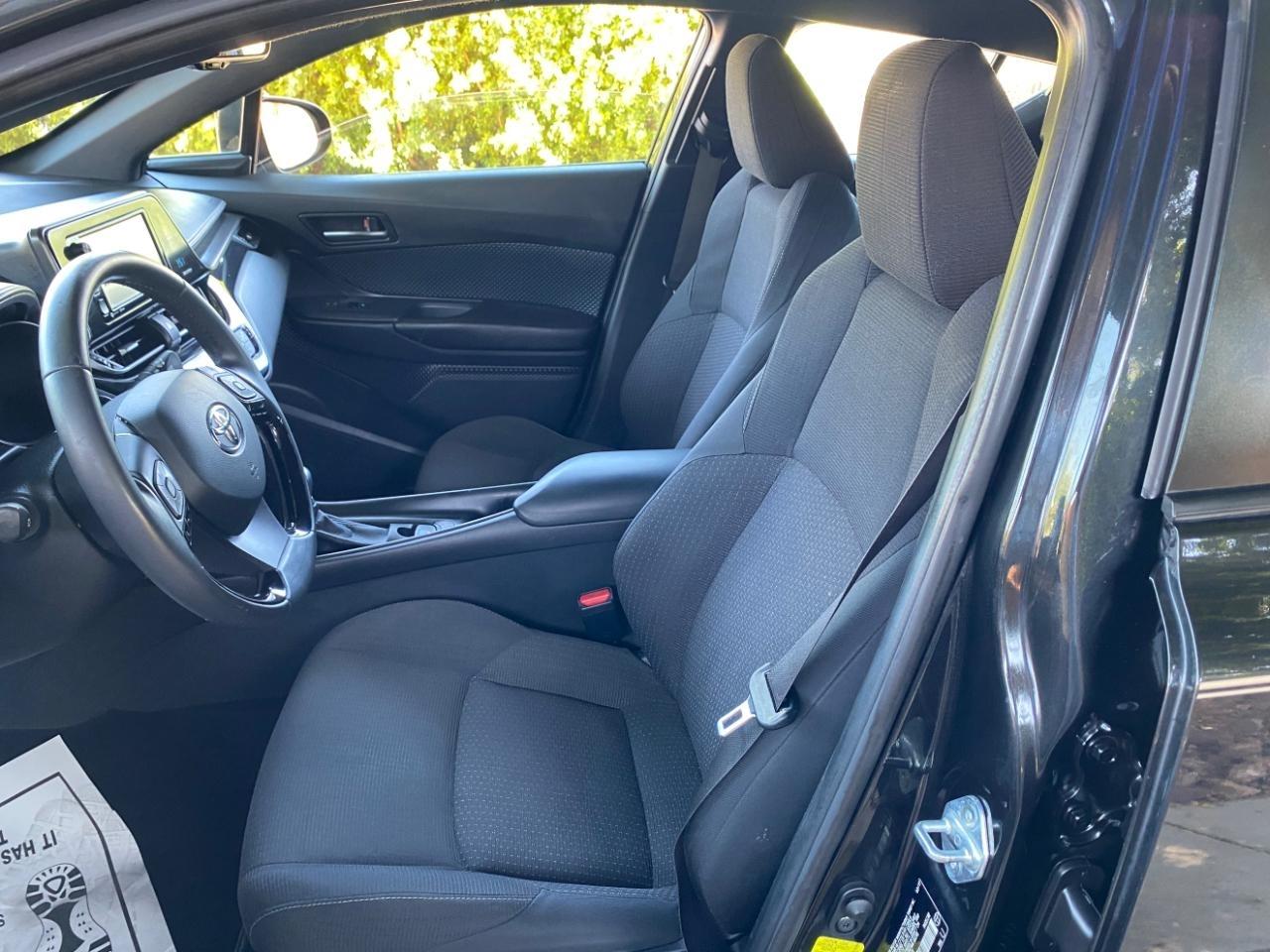 Toyota C-HR XLE Premium 2018
