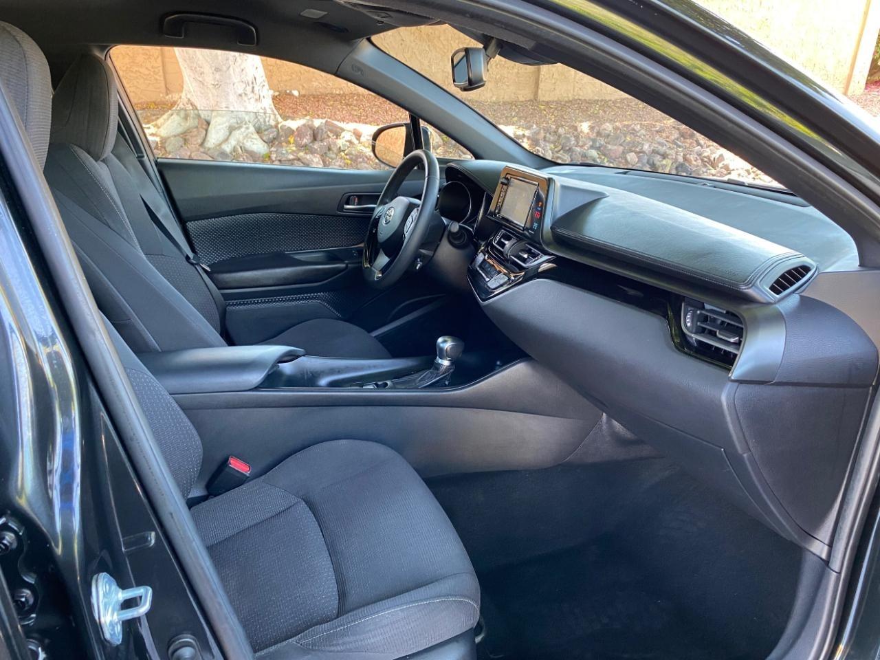 Toyota C-HR XLE Premium 2018