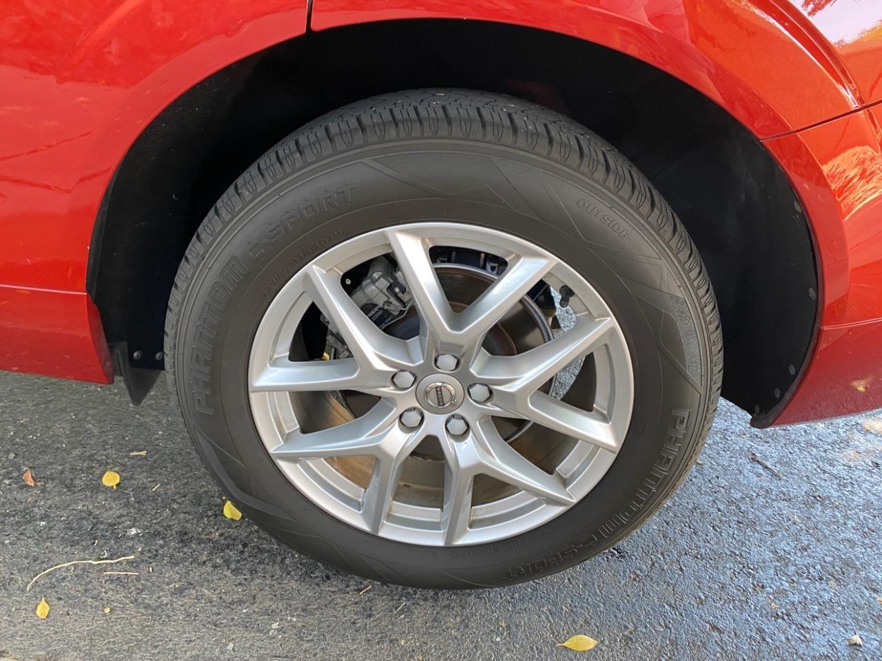 Volvo XC60 T5 Momentum AWD 2021