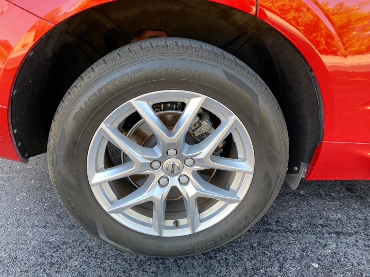 Volvo XC60 T5 Momentum AWD 2021