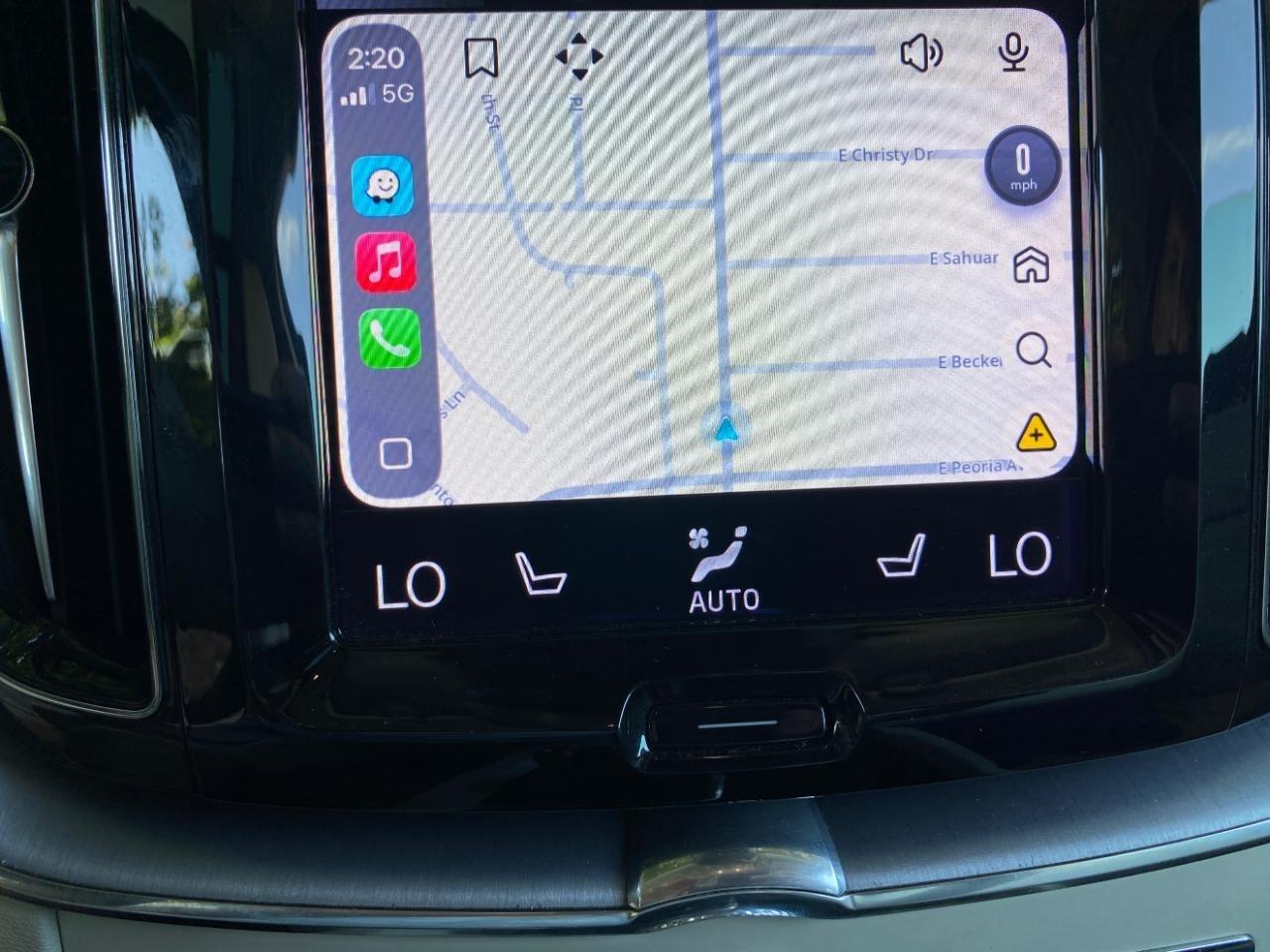 Volvo XC60 T5 Momentum AWD 2021