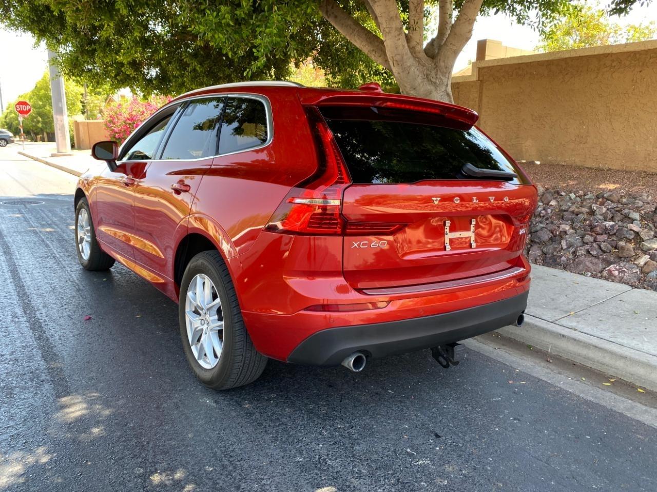 Volvo XC60 T5 Momentum AWD 2021