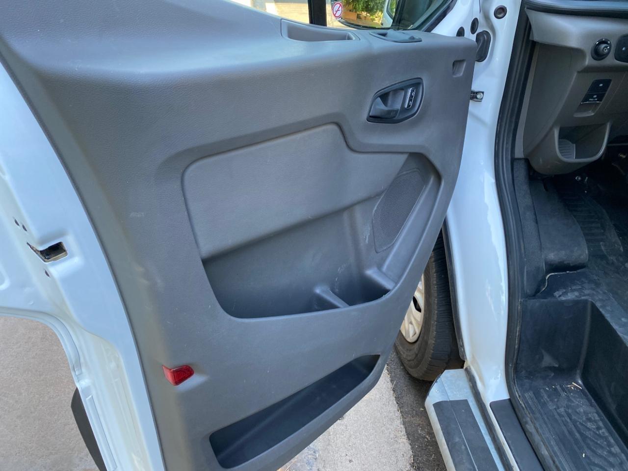 Ford Transit 250 Van 2025