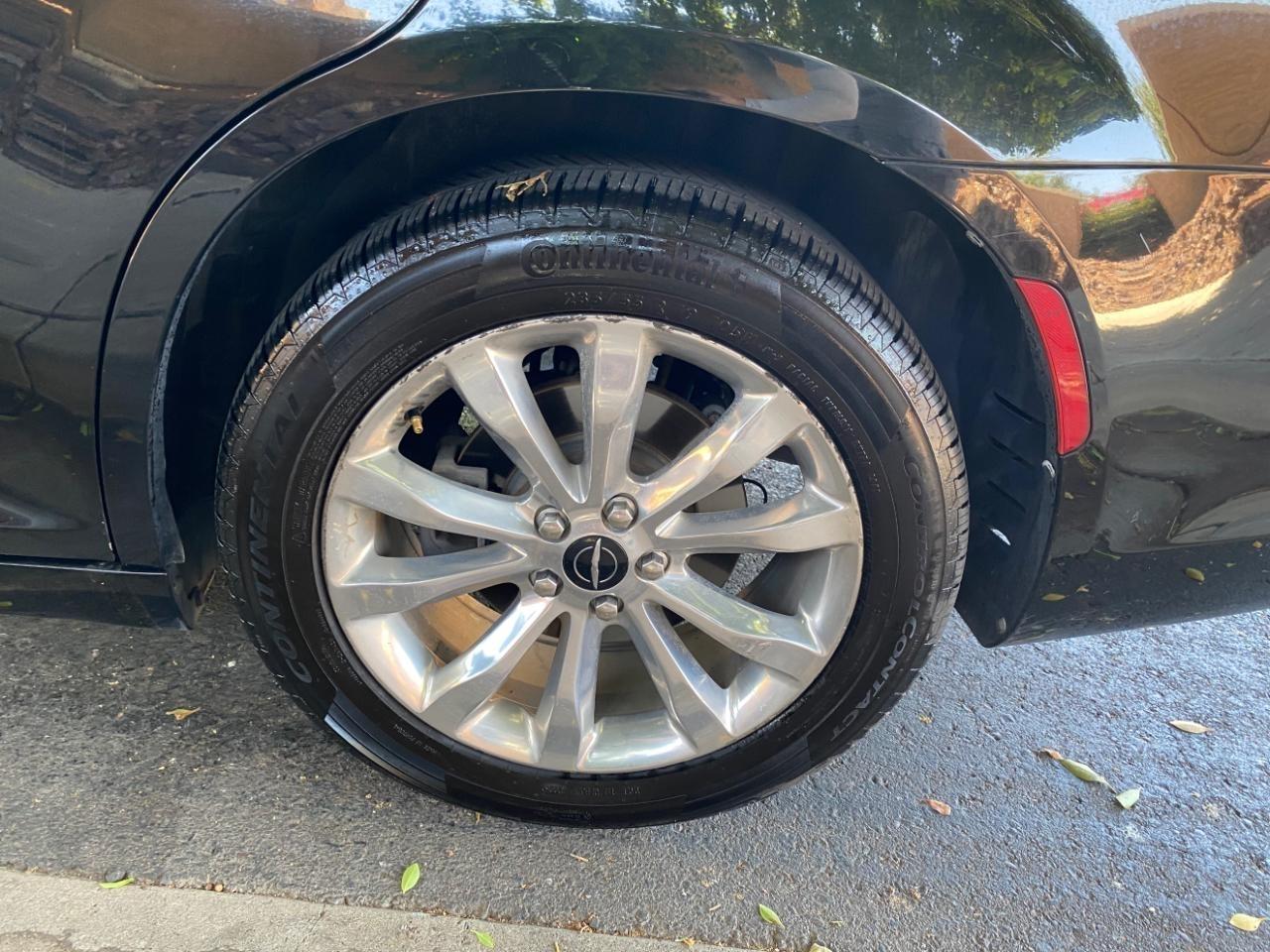 Chrysler 300 Limited AWD 2019