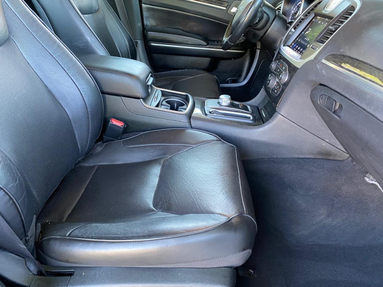Chrysler 300 Limited AWD 2019