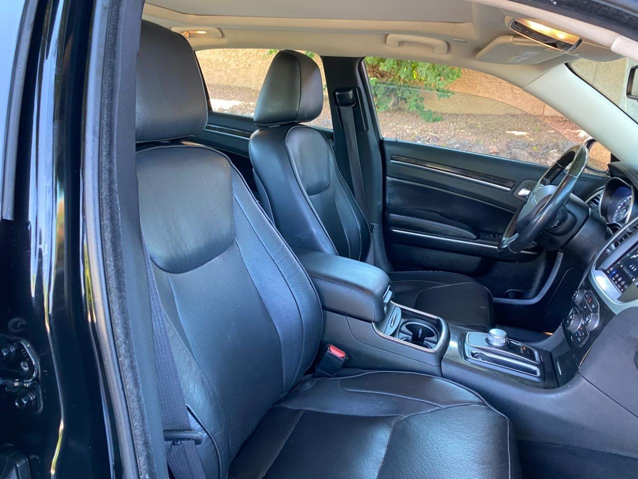 Chrysler 300 Limited AWD 2019
