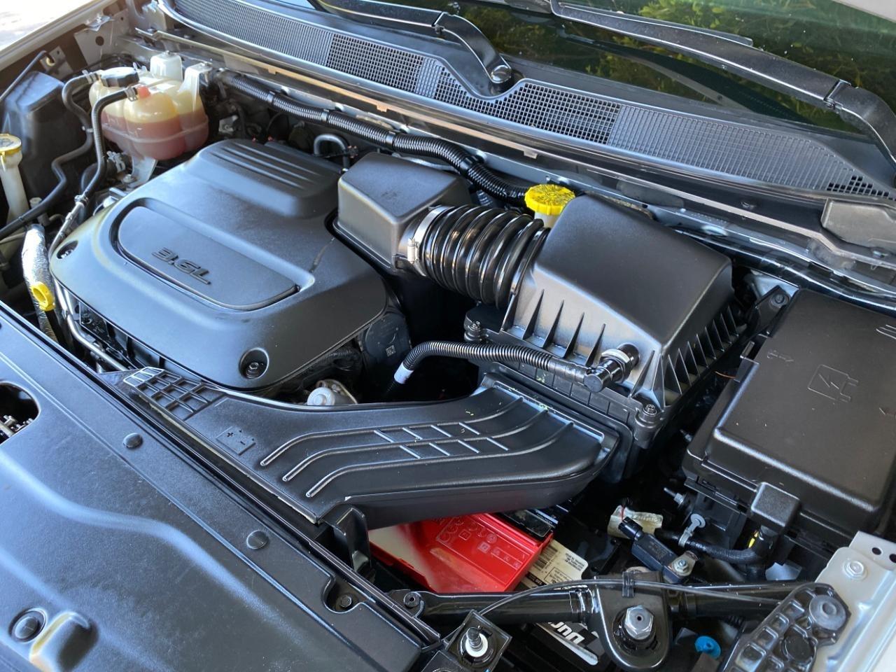 Chrysler Pacifica LX 2019