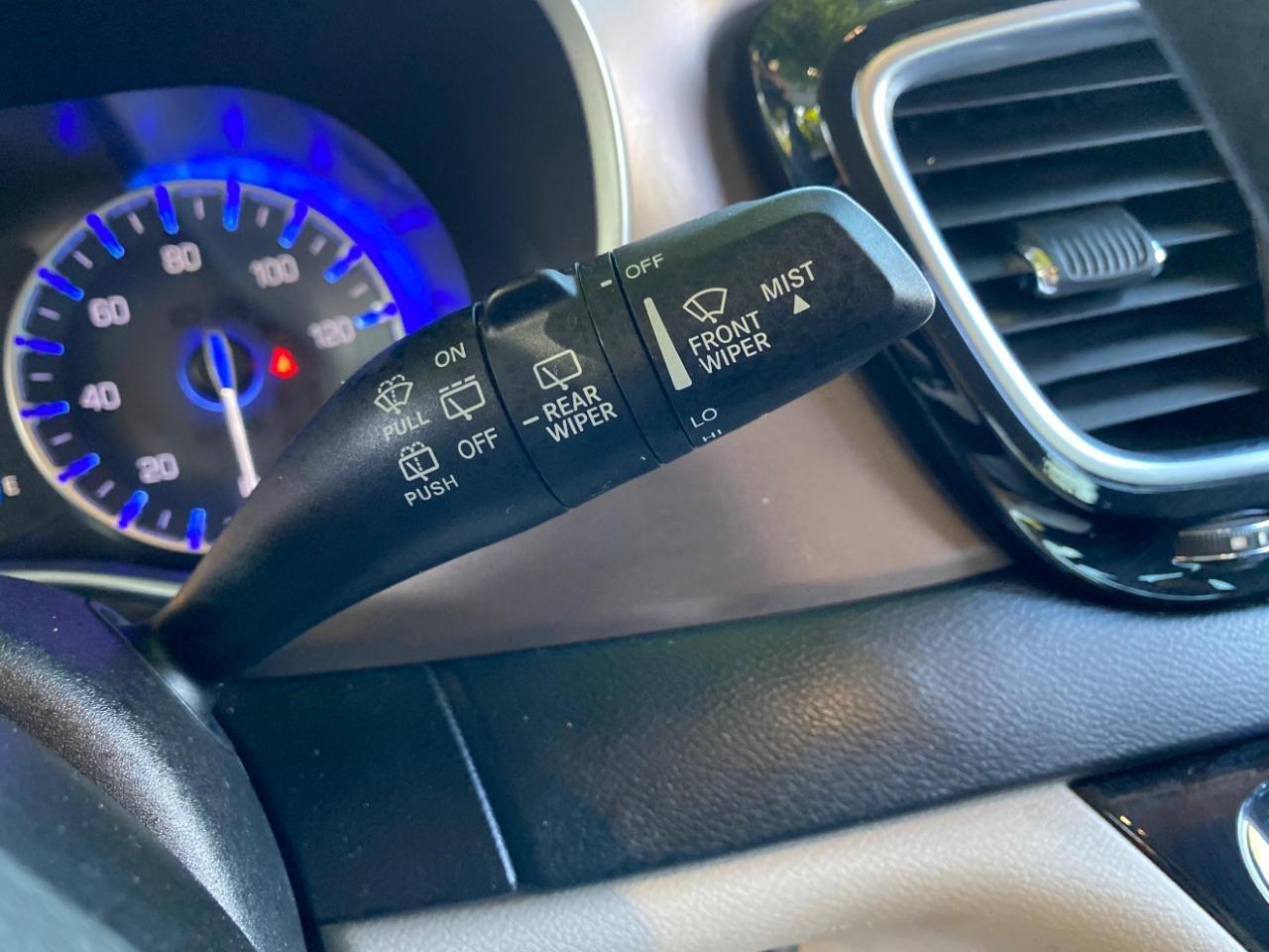 Chrysler Pacifica LX 2019