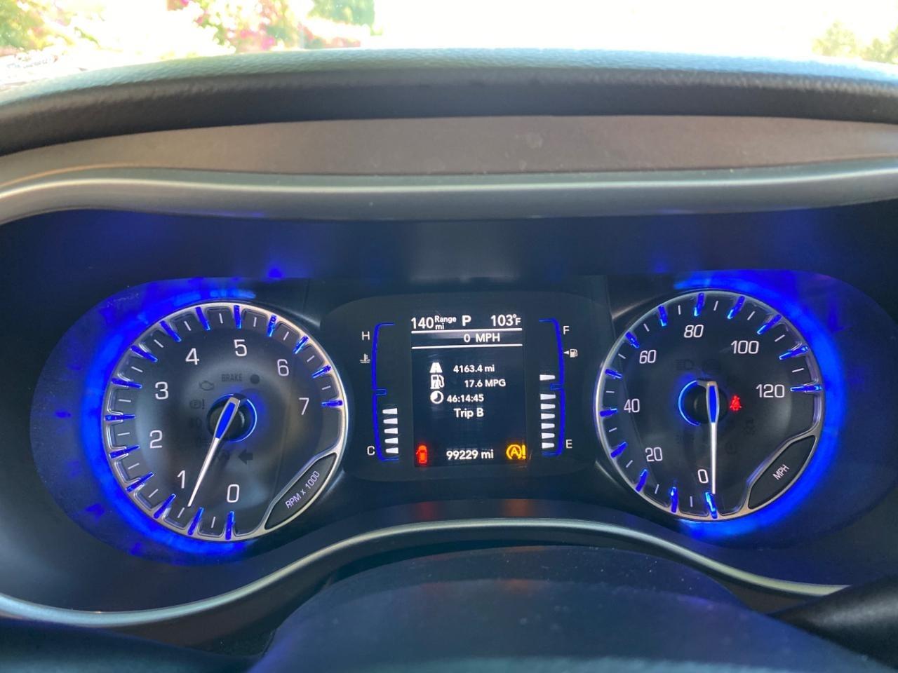 Chrysler Pacifica LX 2019