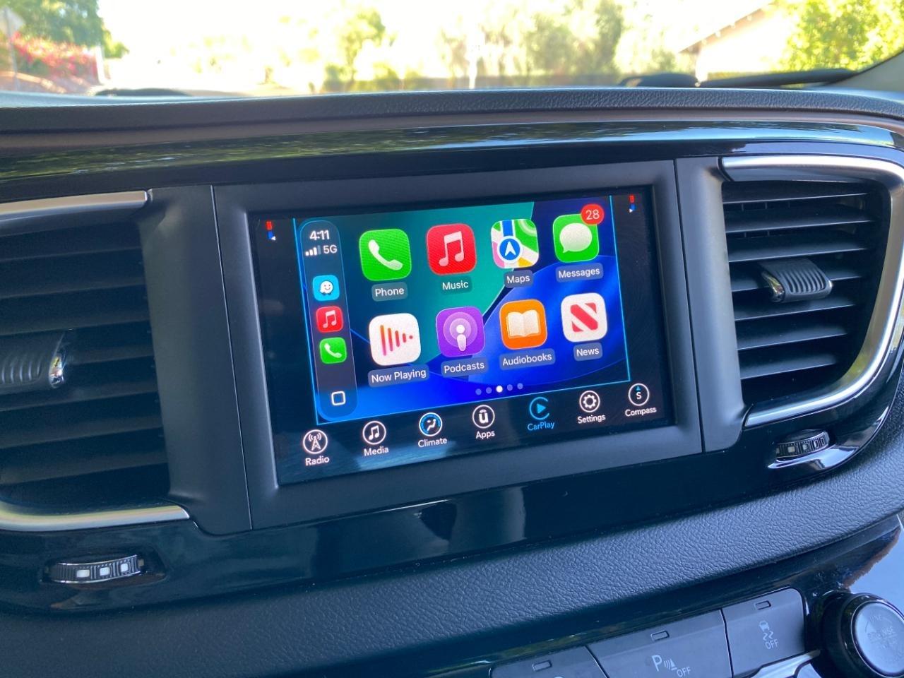 Chrysler Pacifica LX 2019
