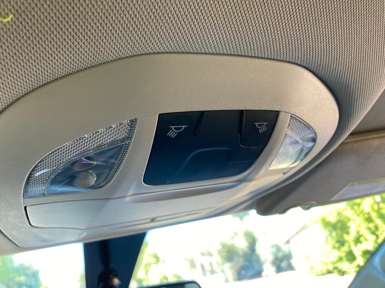 Chrysler Pacifica LX 2019