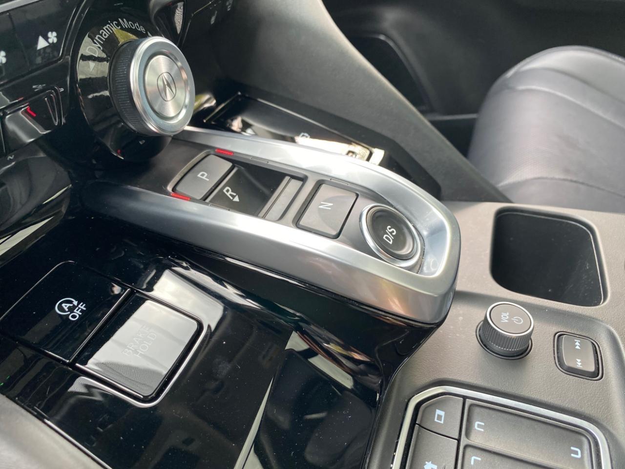 Acura MDX SH-AWD w/Technology Package 2024